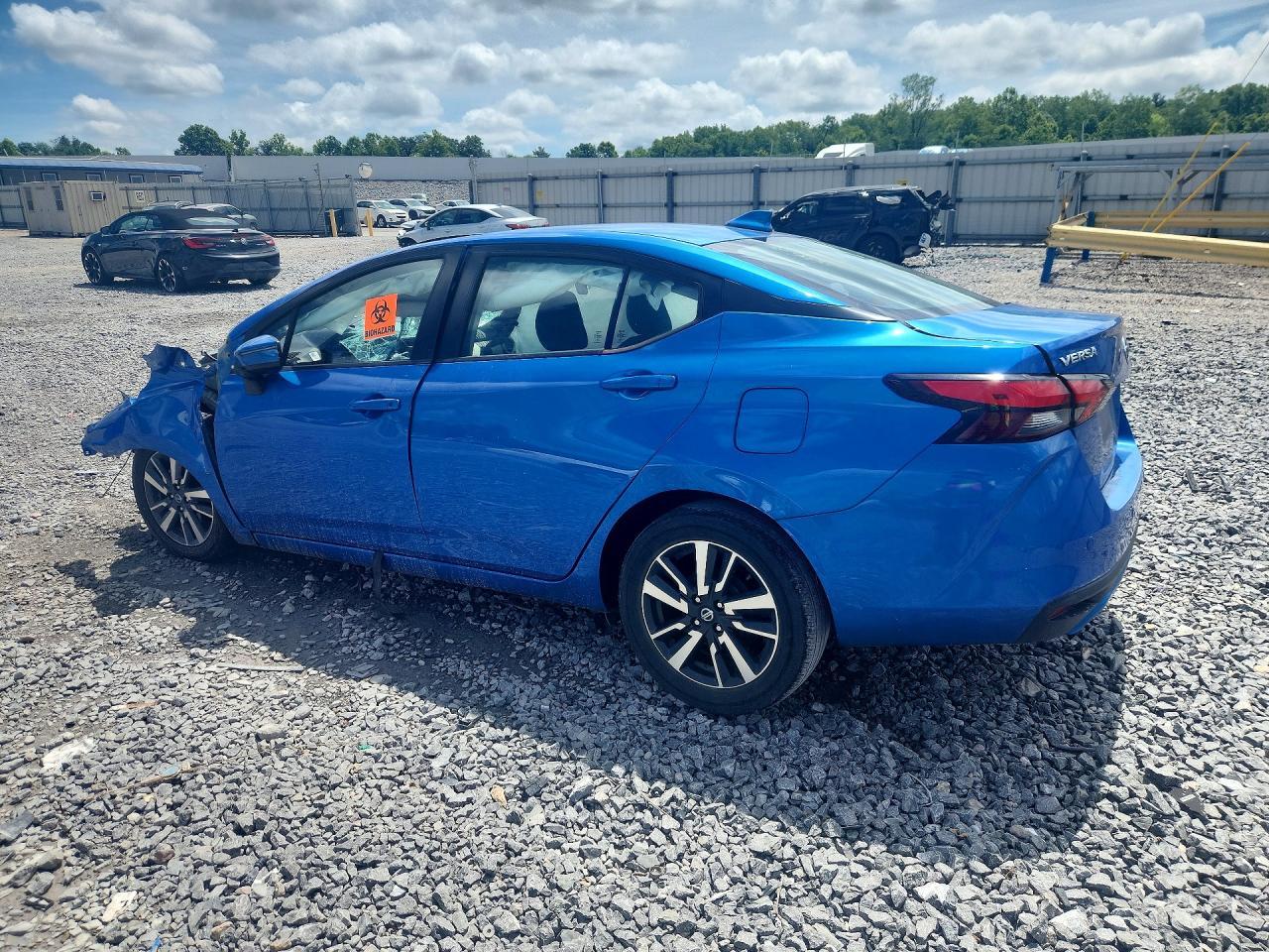 2021 Nissan Versa Sv - Image 2