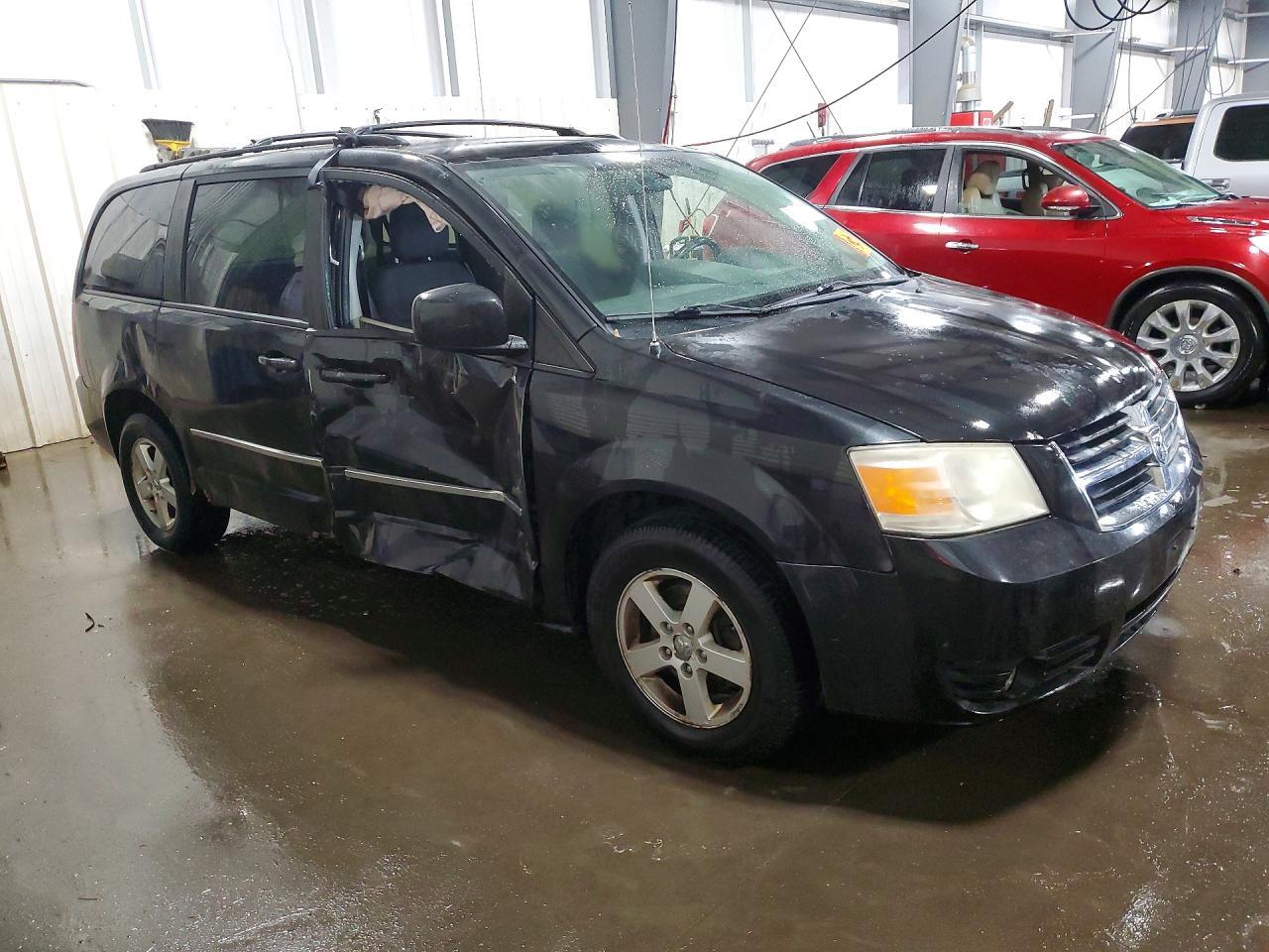 2010 Dodge Grand Caravan Sxt - Image 4