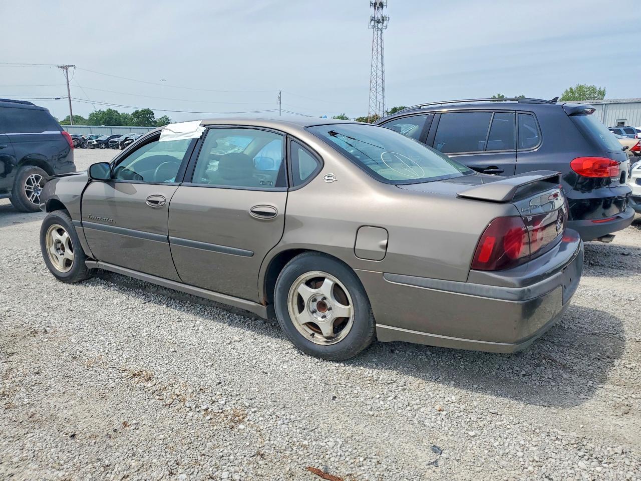 2002 Chevrolet Impala Ls - Фото 2