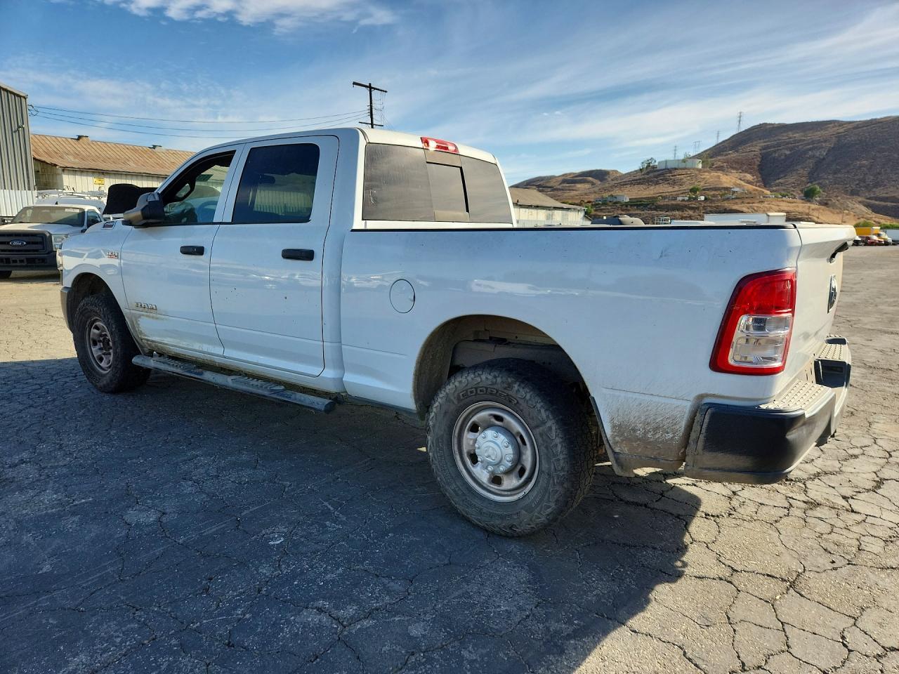 2021 Ram 2500 Tradesman - Фото 2