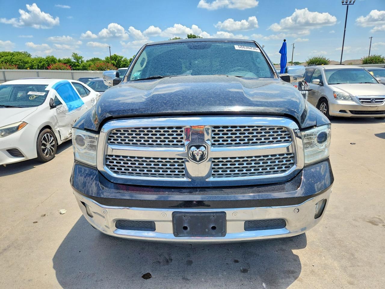 2017 Ram 1500 Laramie - Image 5