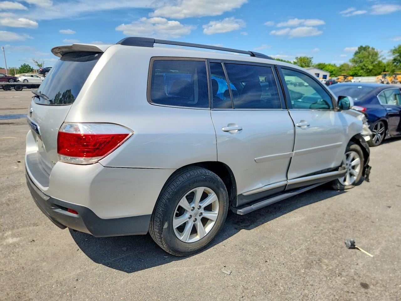 2013 Toyota Highlander Se - Image 3