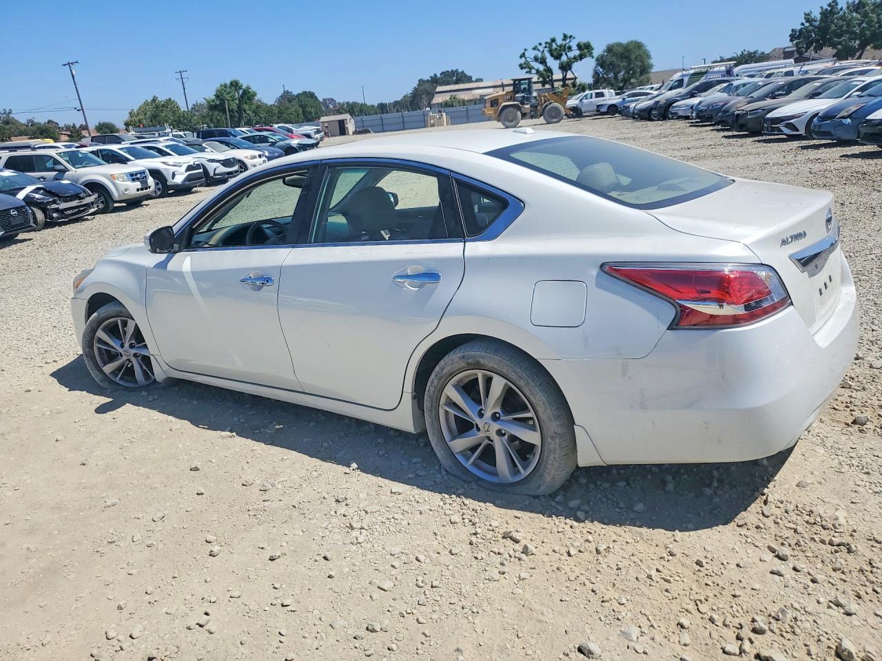 2015 Nissan Altima 2.5 Sl - Image 2