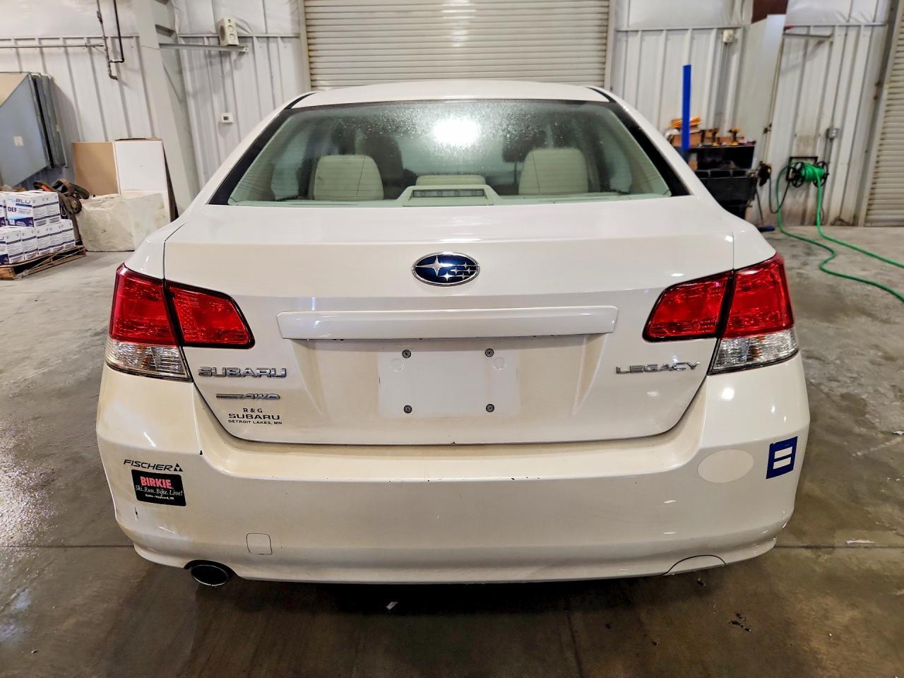 2011 Subaru Legacy 2.5I Premium - Фото 6