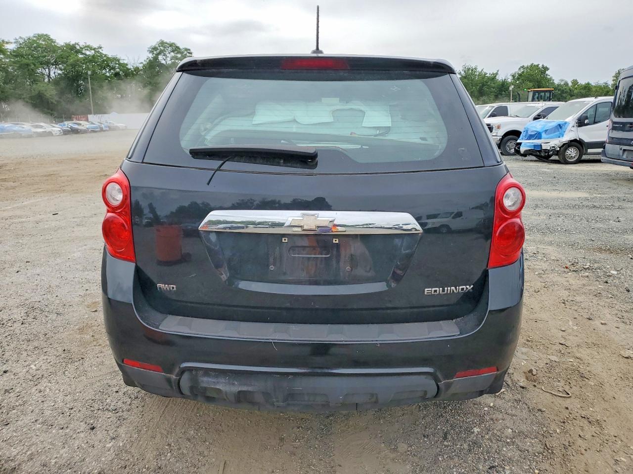 2015 Chevrolet Equinox Ls - Image 6