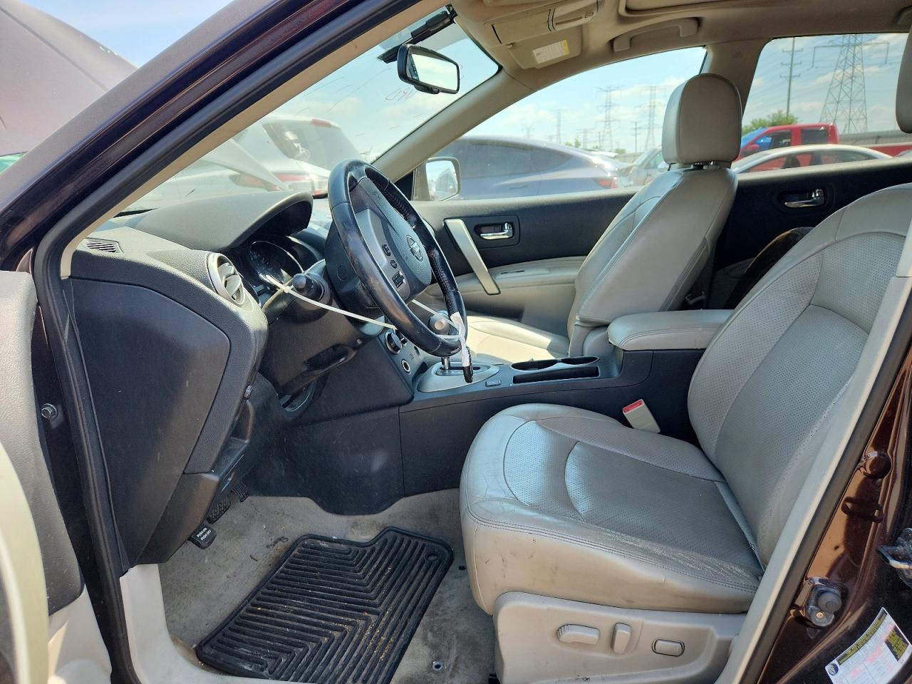 2011 Nissan Rogue S - Image 7