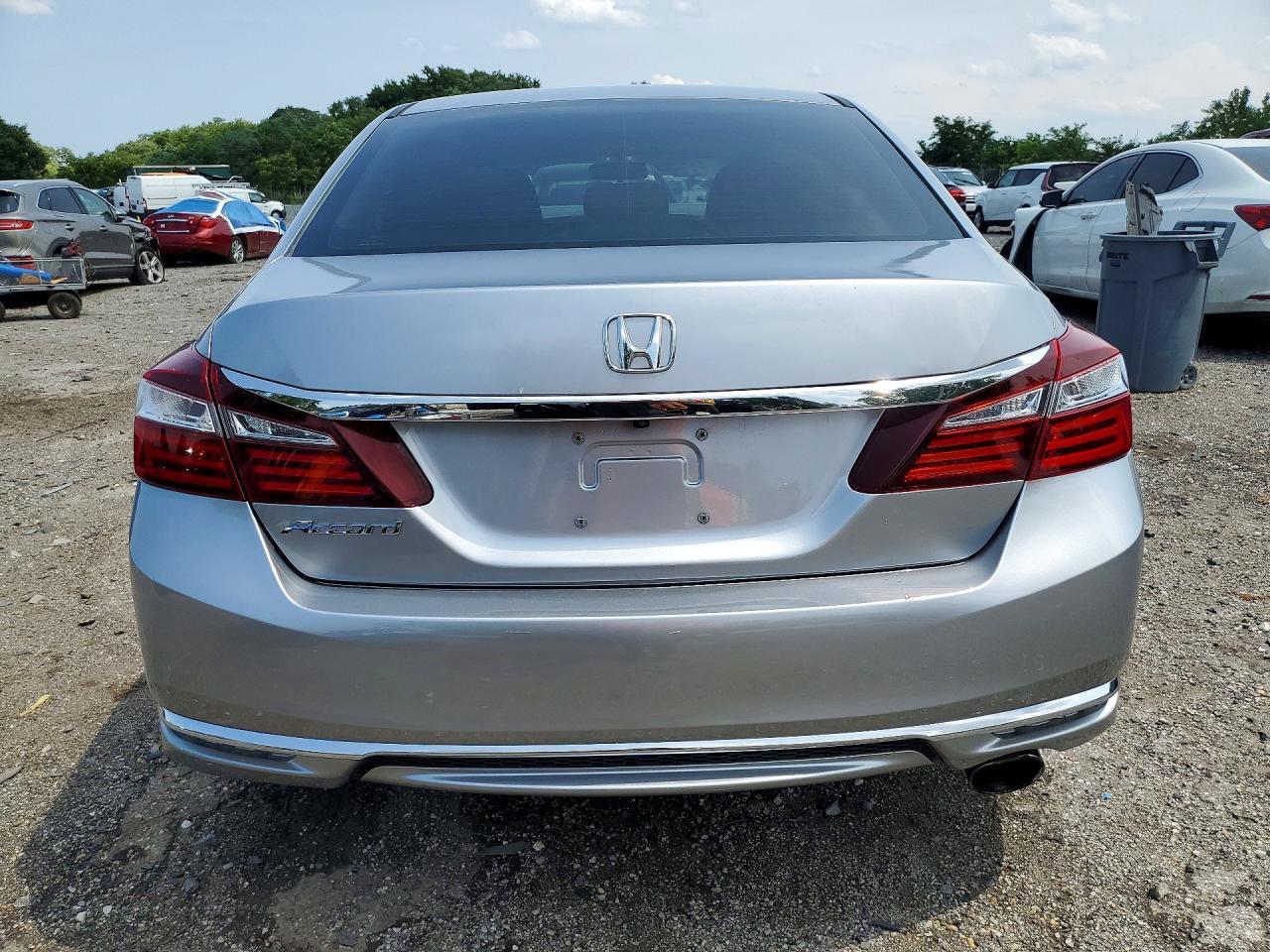 2017 Honda Accord Lx - Фото 6
