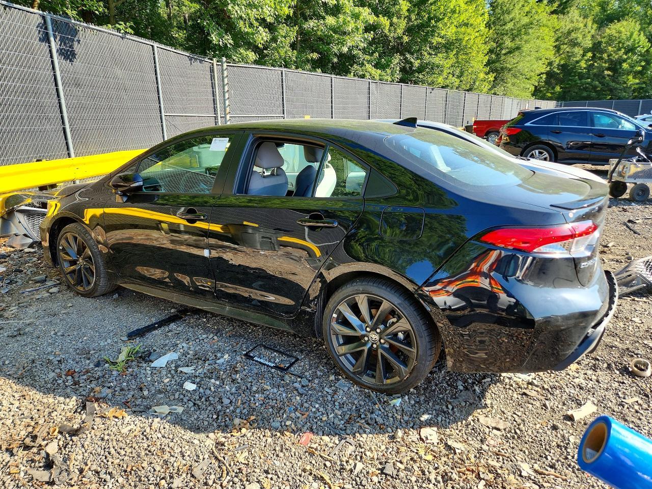 2026 Toyota Corolla Se - Image 2