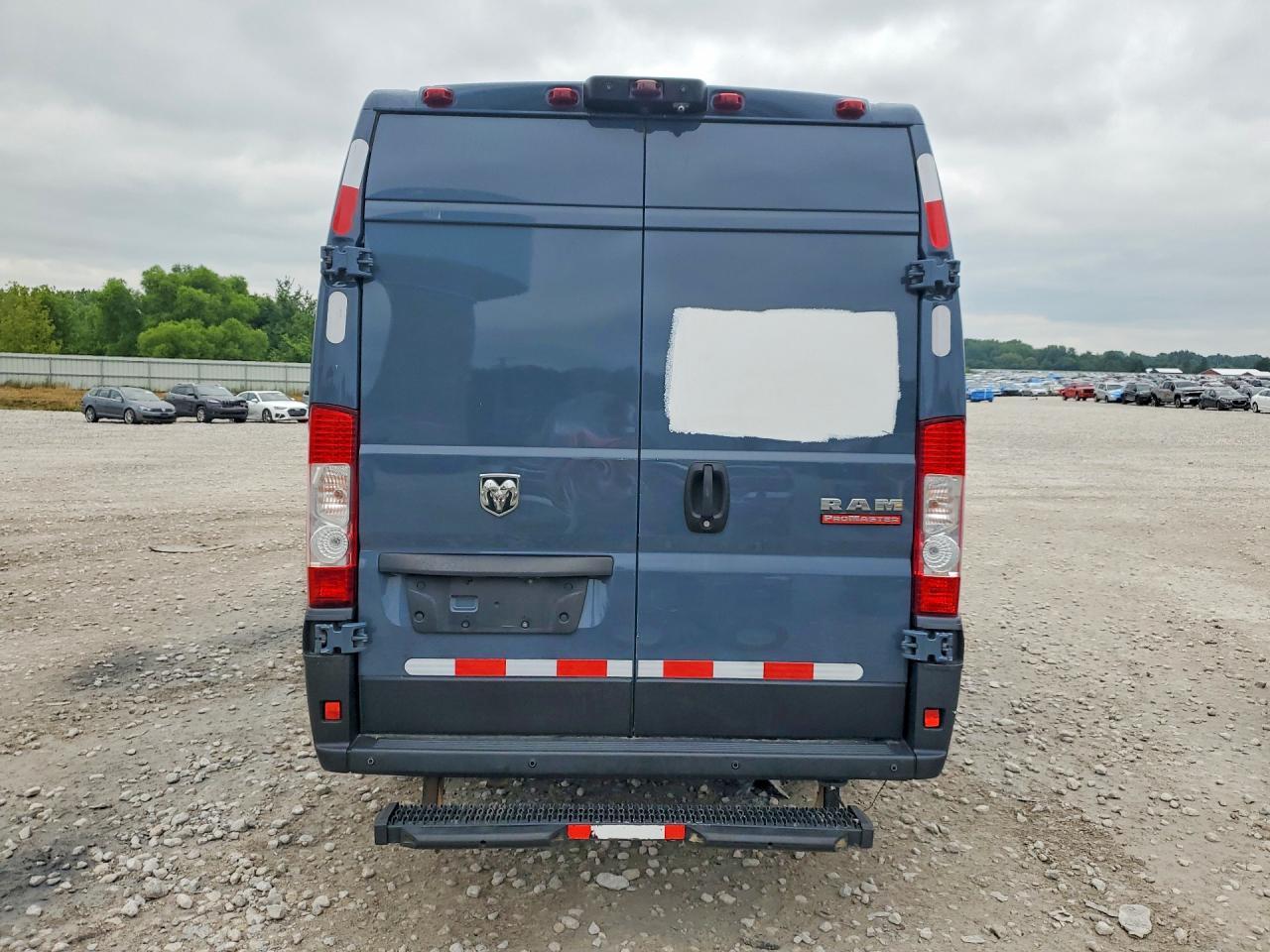 2020 Ram Promaster 3500 Delivery Van - Фото 6