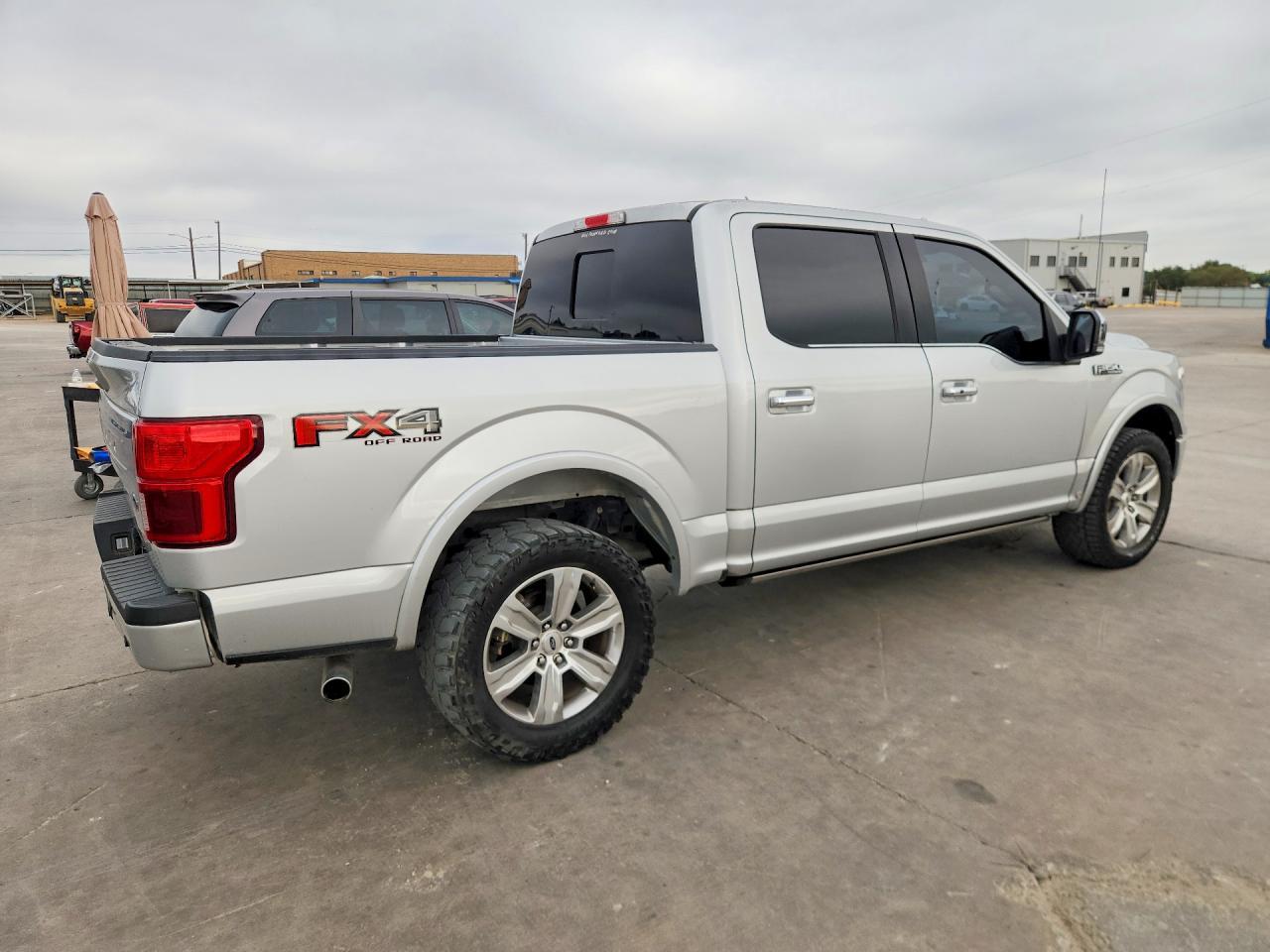 2019 Ford F150 Supercrew - Фото 3