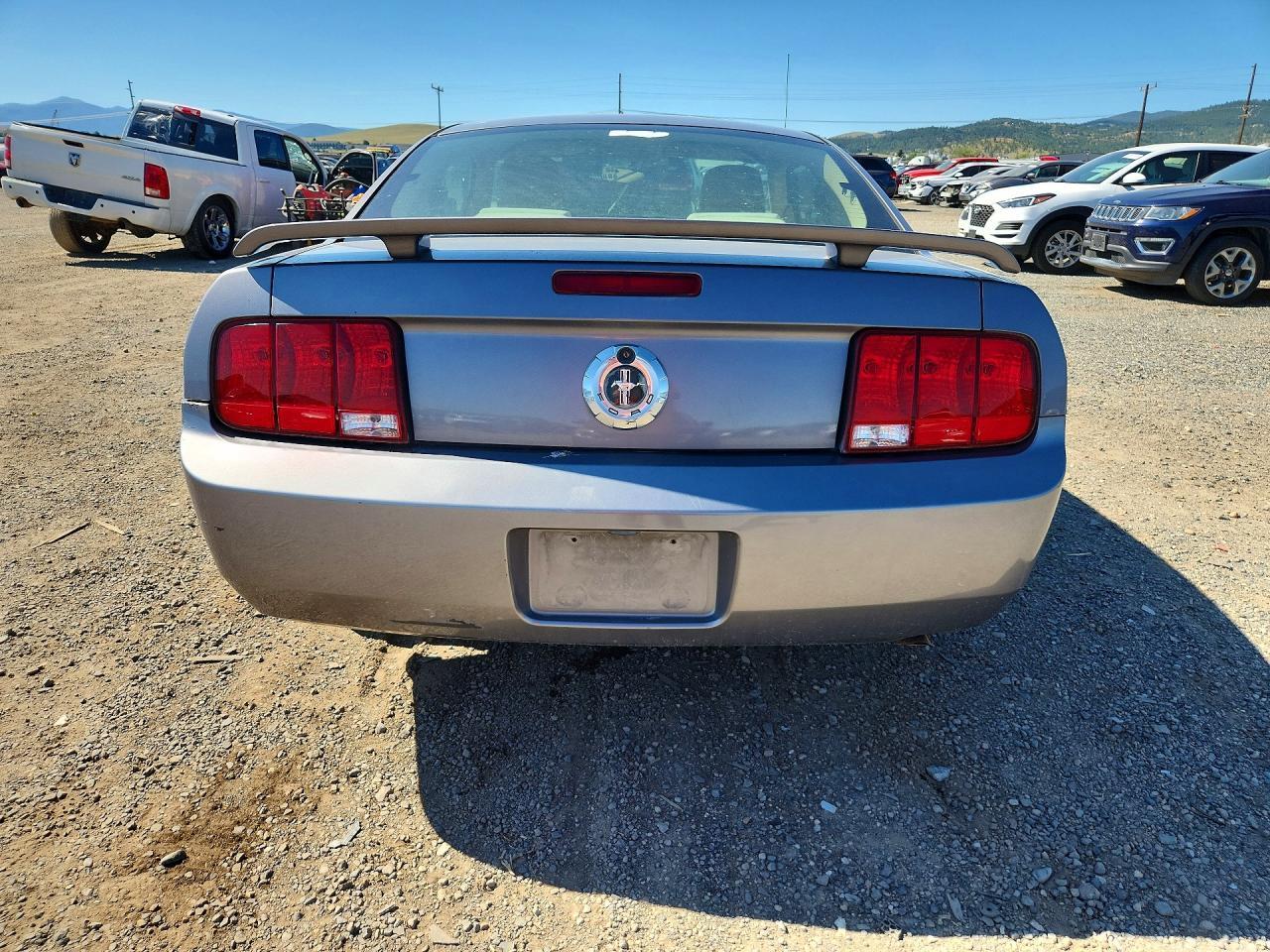 2006 Ford Mustang - Image 6
