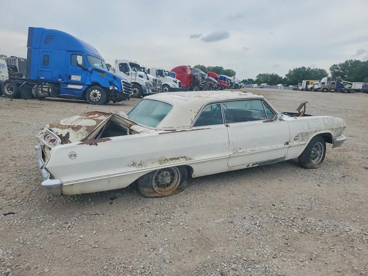 1963 Chevrolet Impala - Image 3