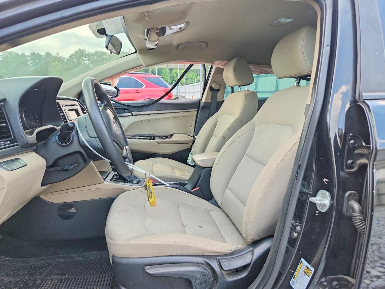 2017 Hyundai Elantra Se - Image 7
