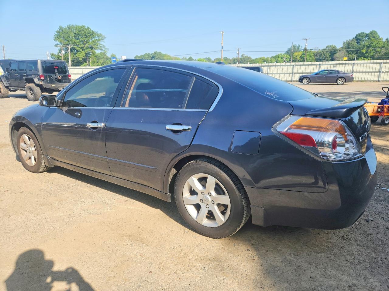 2009 Nissan Altima 3.5 Se - Фото 2