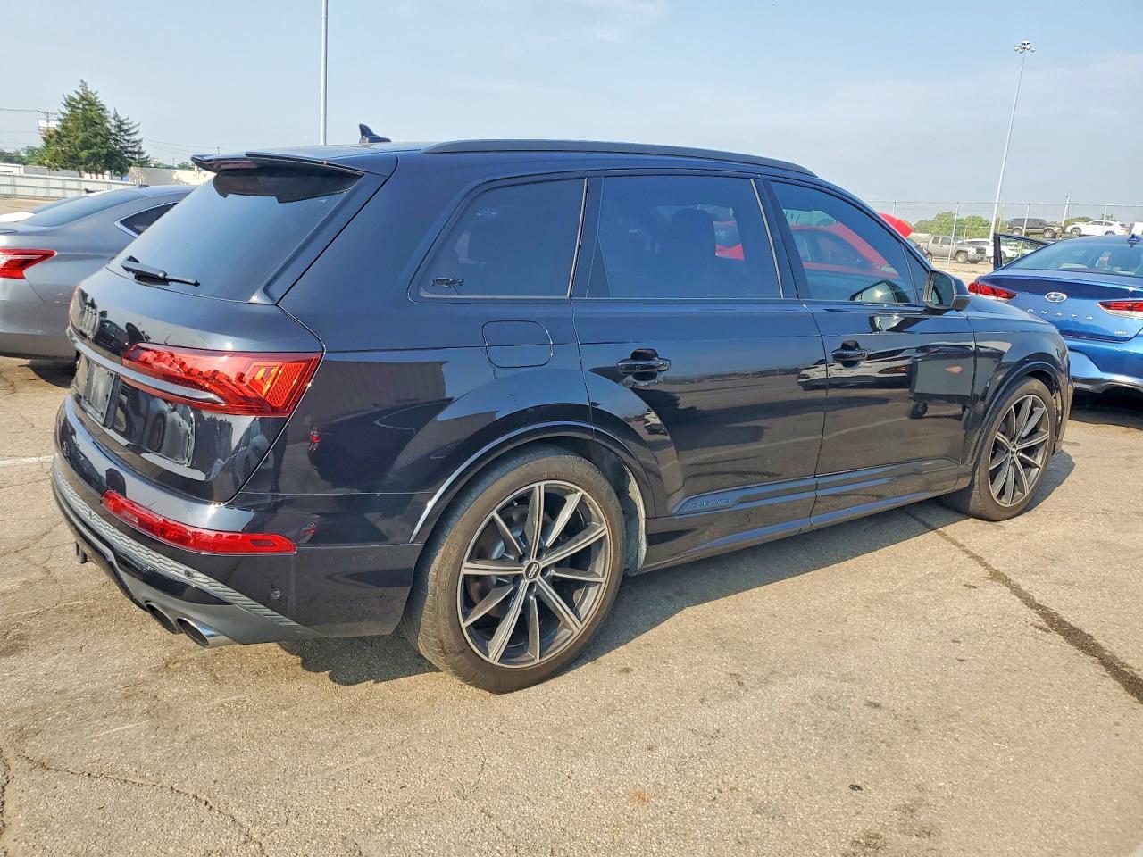 2020 Audi Sq7 Prestige - Фото 3