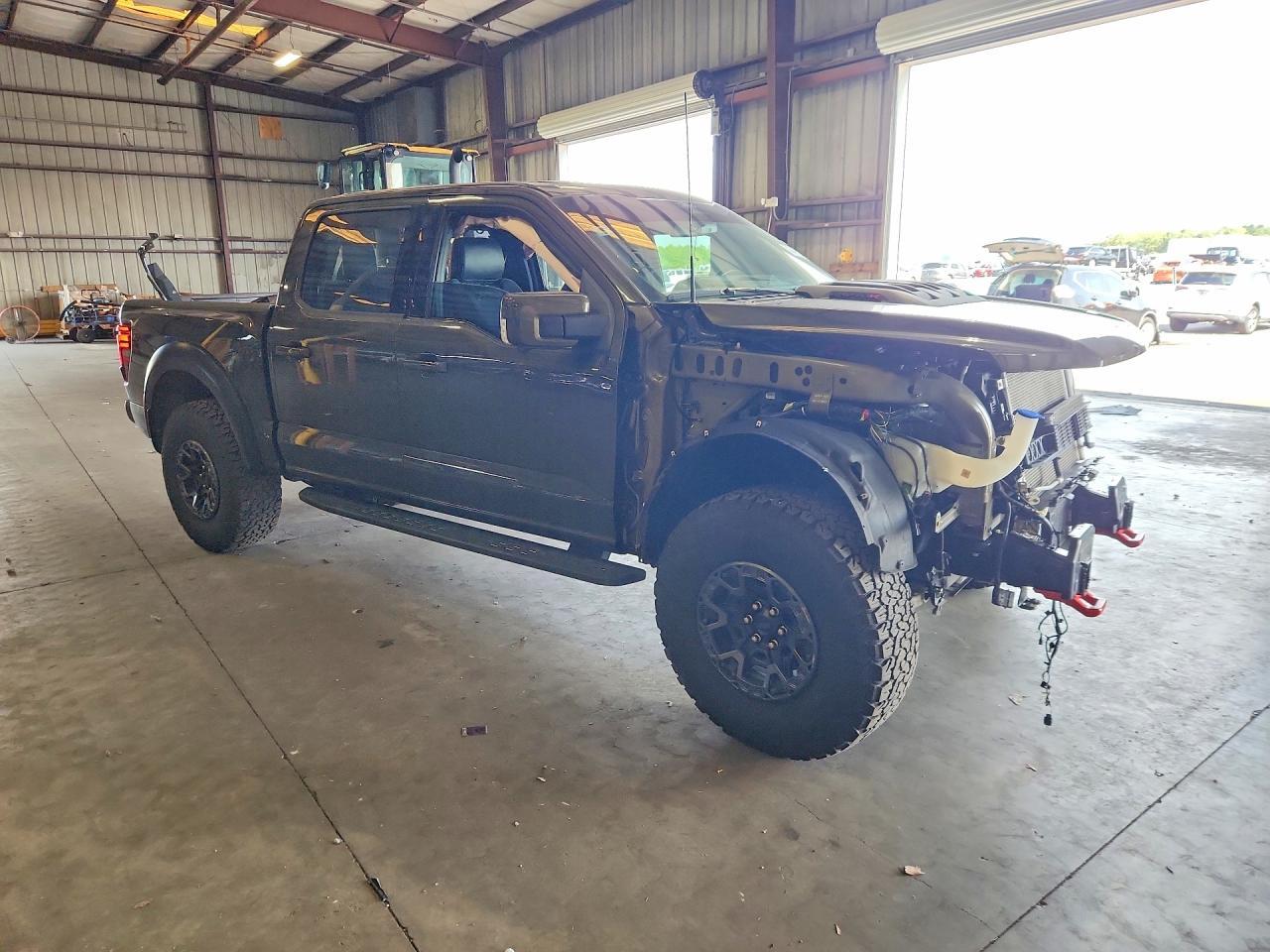 2025 Ford F150 Raptor - Фото 4