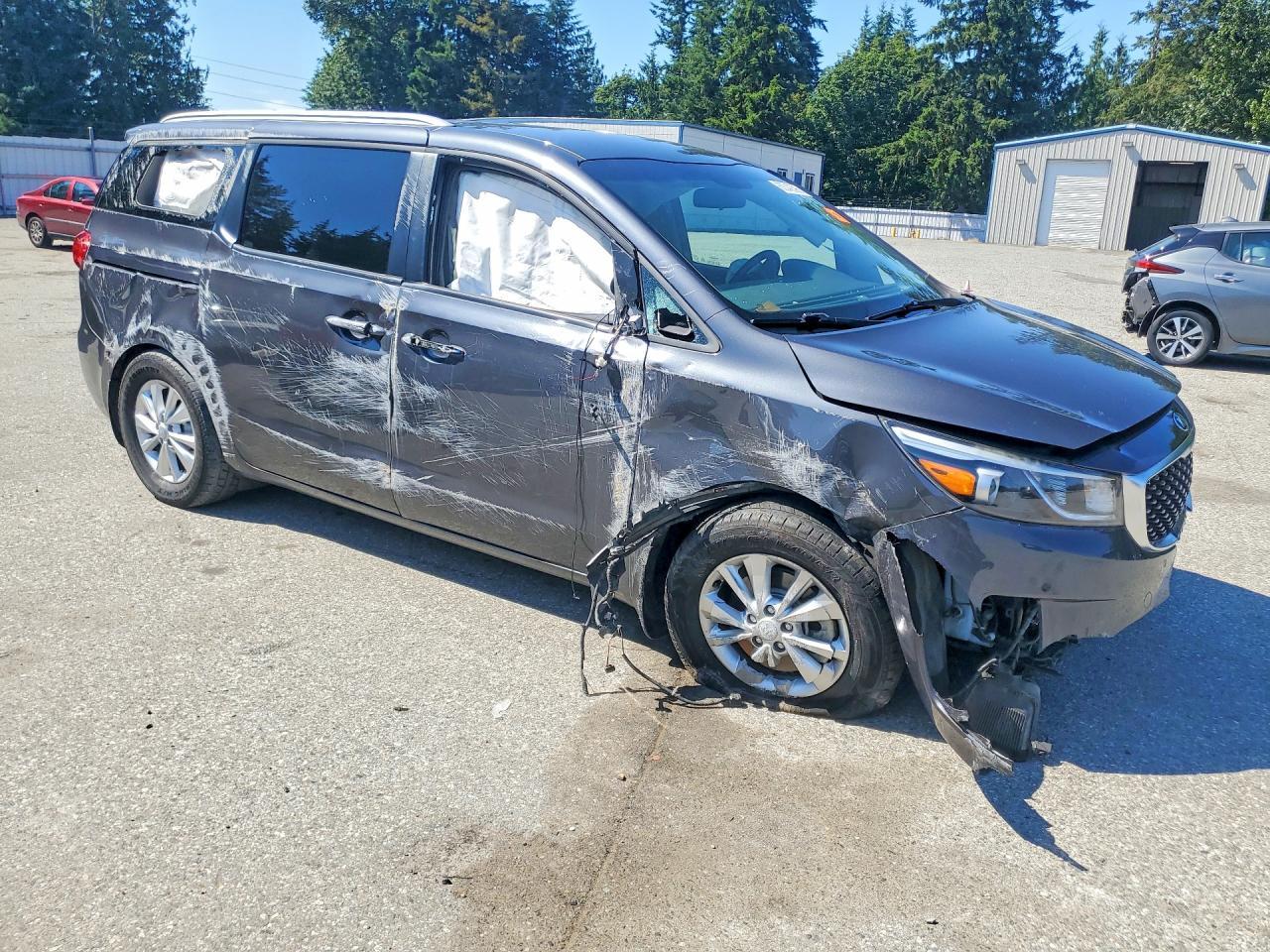 2017 Kia Sedona Lx - Фото 4