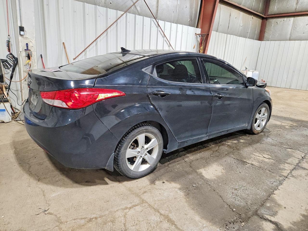 2013 Hyundai Elantra Gls - Image 3