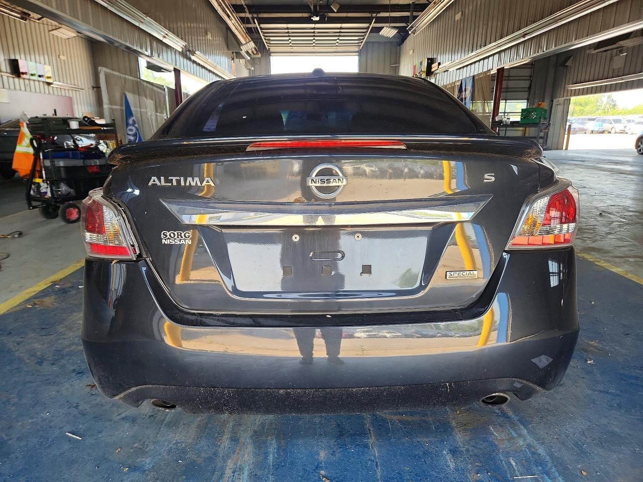 2015 Nissan Altima 2.5 S - Фото 6