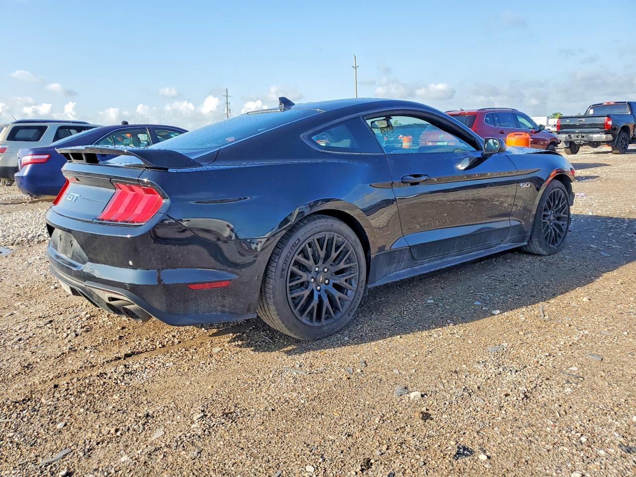 2020 Ford Mustang Gt - Image 3