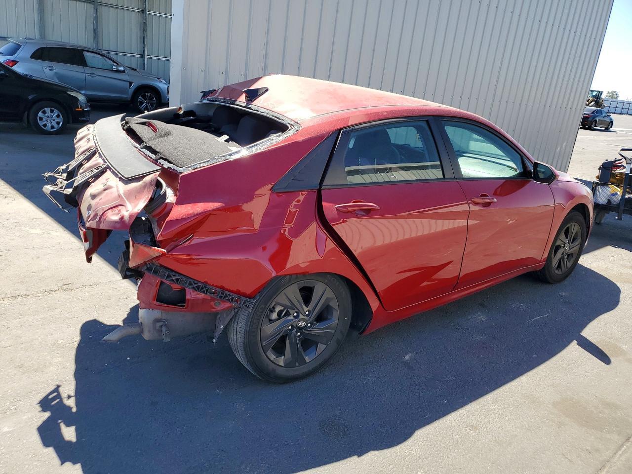 2021 Hyundai Elantra Sel - Фото 3