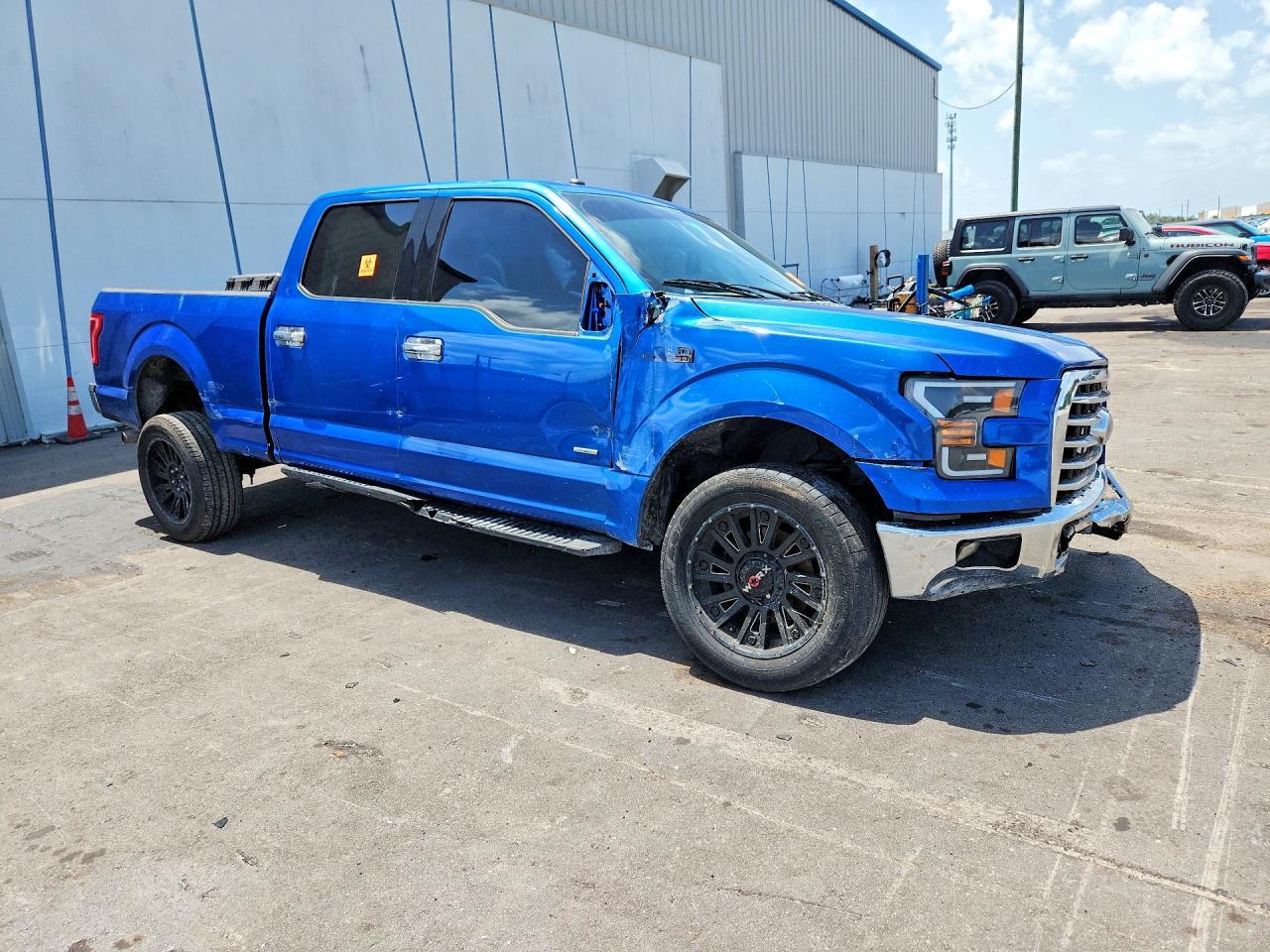 2016 Ford F150 Supercrew - Image 4