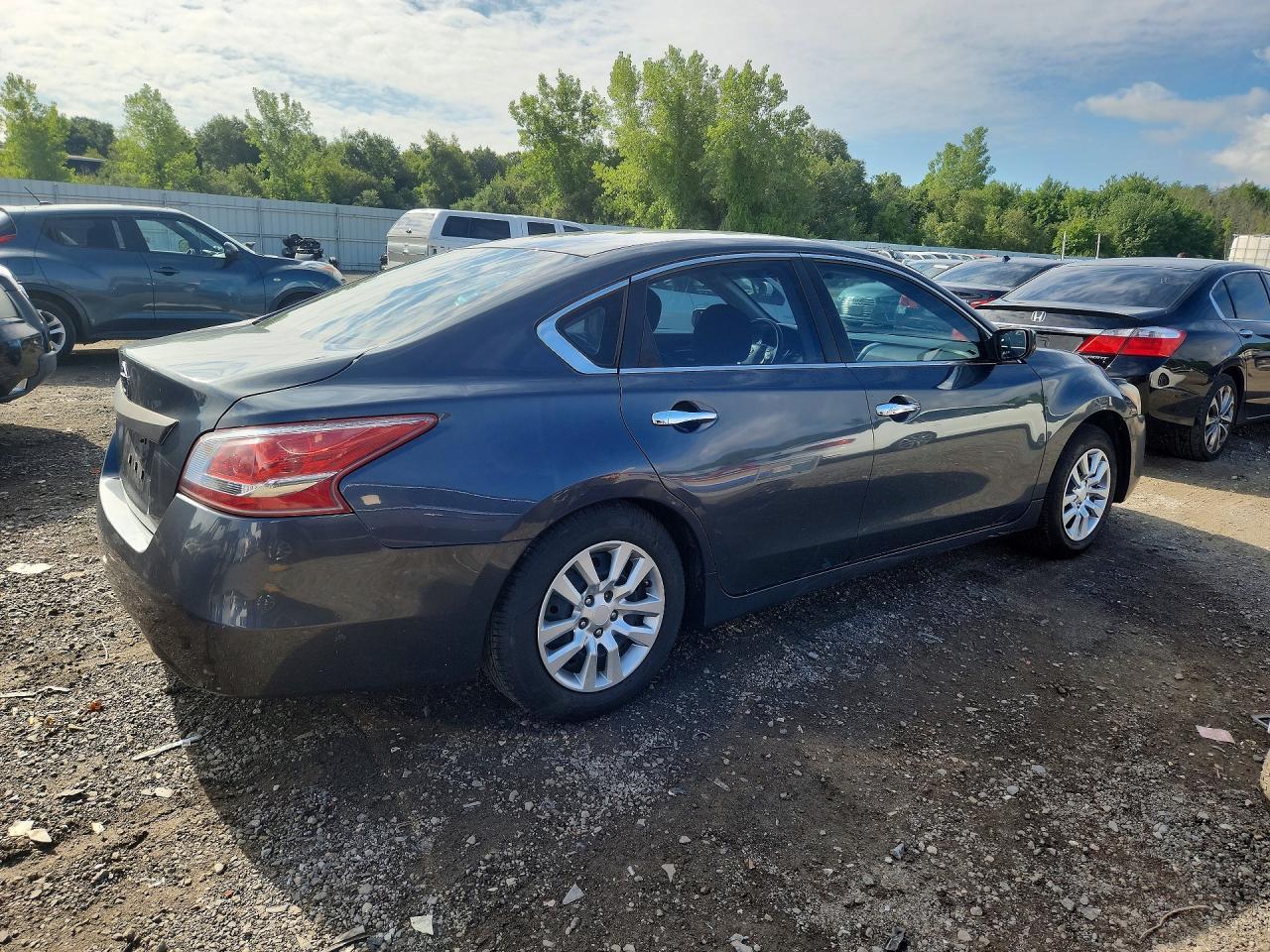 2013 Nissan Altima 2.5 - Фото 3