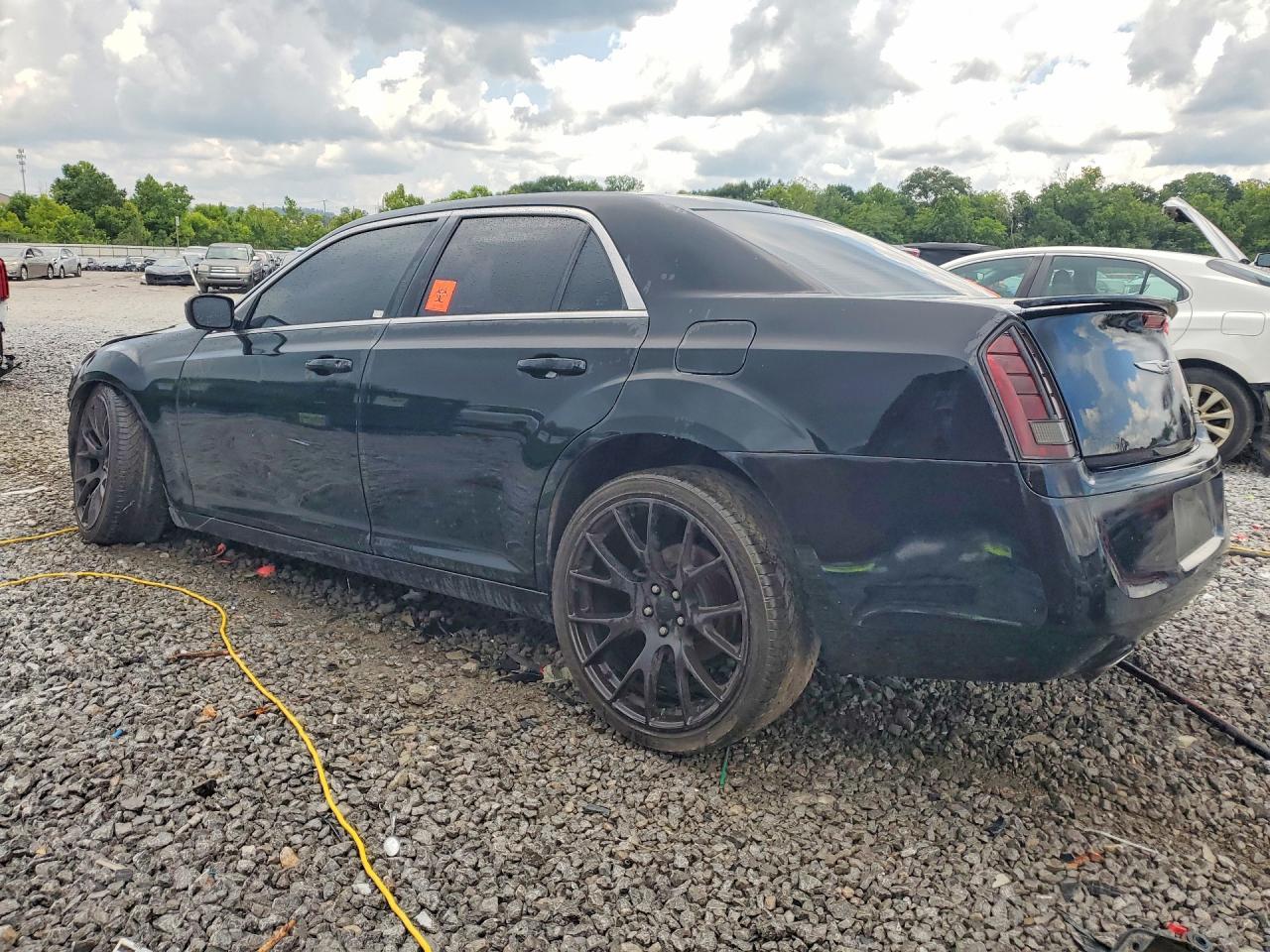 2013 Chrysler 300 S - Image 2