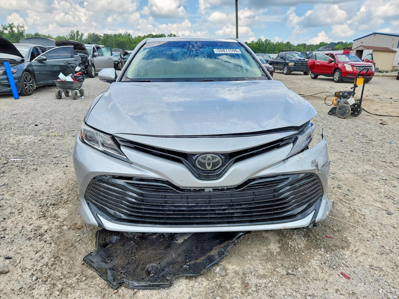 2018 Toyota Camry Le - Image 5