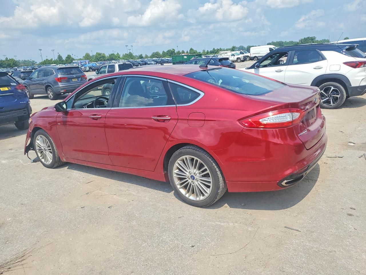 2016 Ford Fusion Se - Фото 2