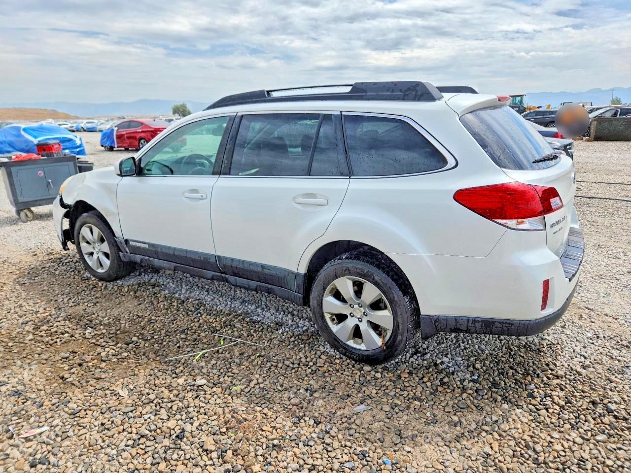 2012 Subaru Outback 2.5I Premium - Фото 2