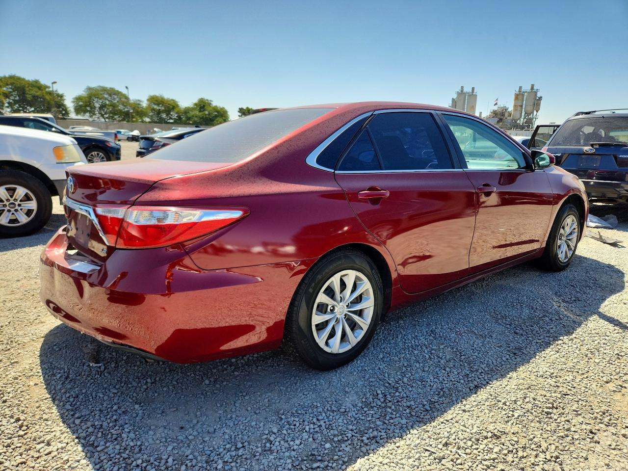 2017 Toyota Camry Le - Фото 3