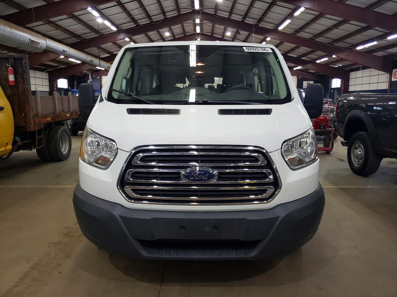 2018 Ford Transit T-150 - Фото 5