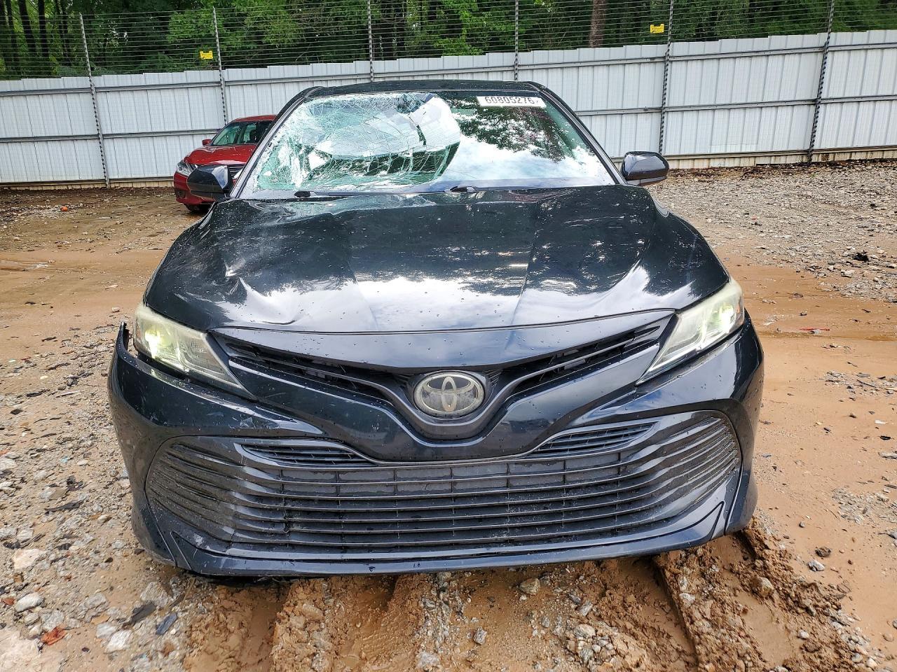 2020 Toyota Camry Le - Image 5