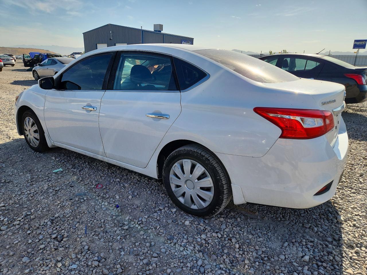 2019 Nissan Sentra S - Фото 2