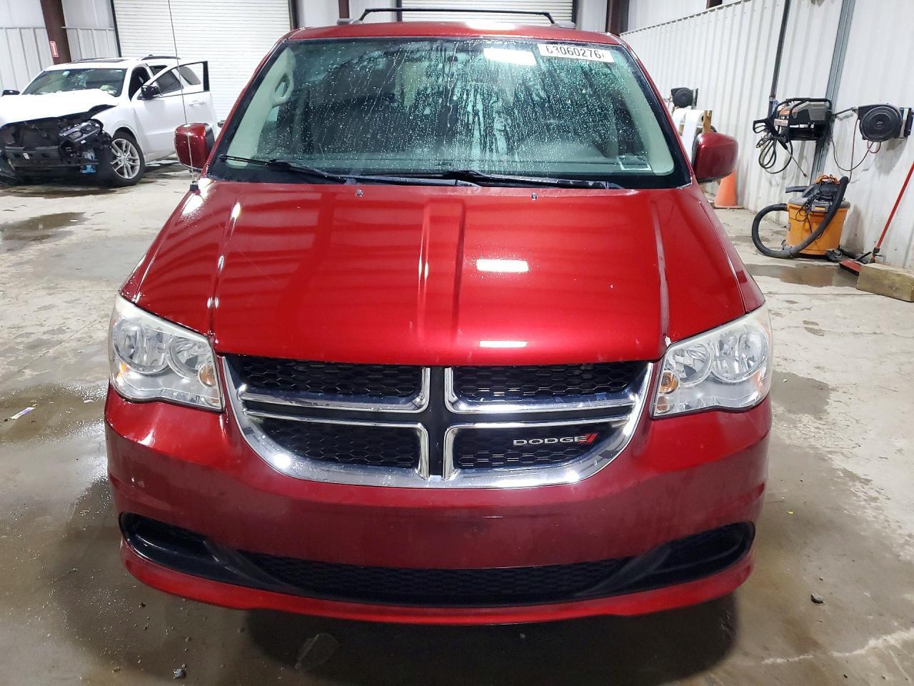 2014 Dodge Grand Caravan Sxt - Image 5