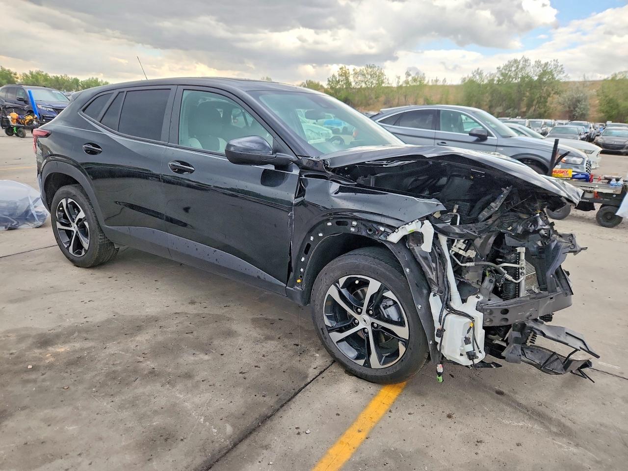 2025 Chevrolet Trax 1Rs - Фото 4