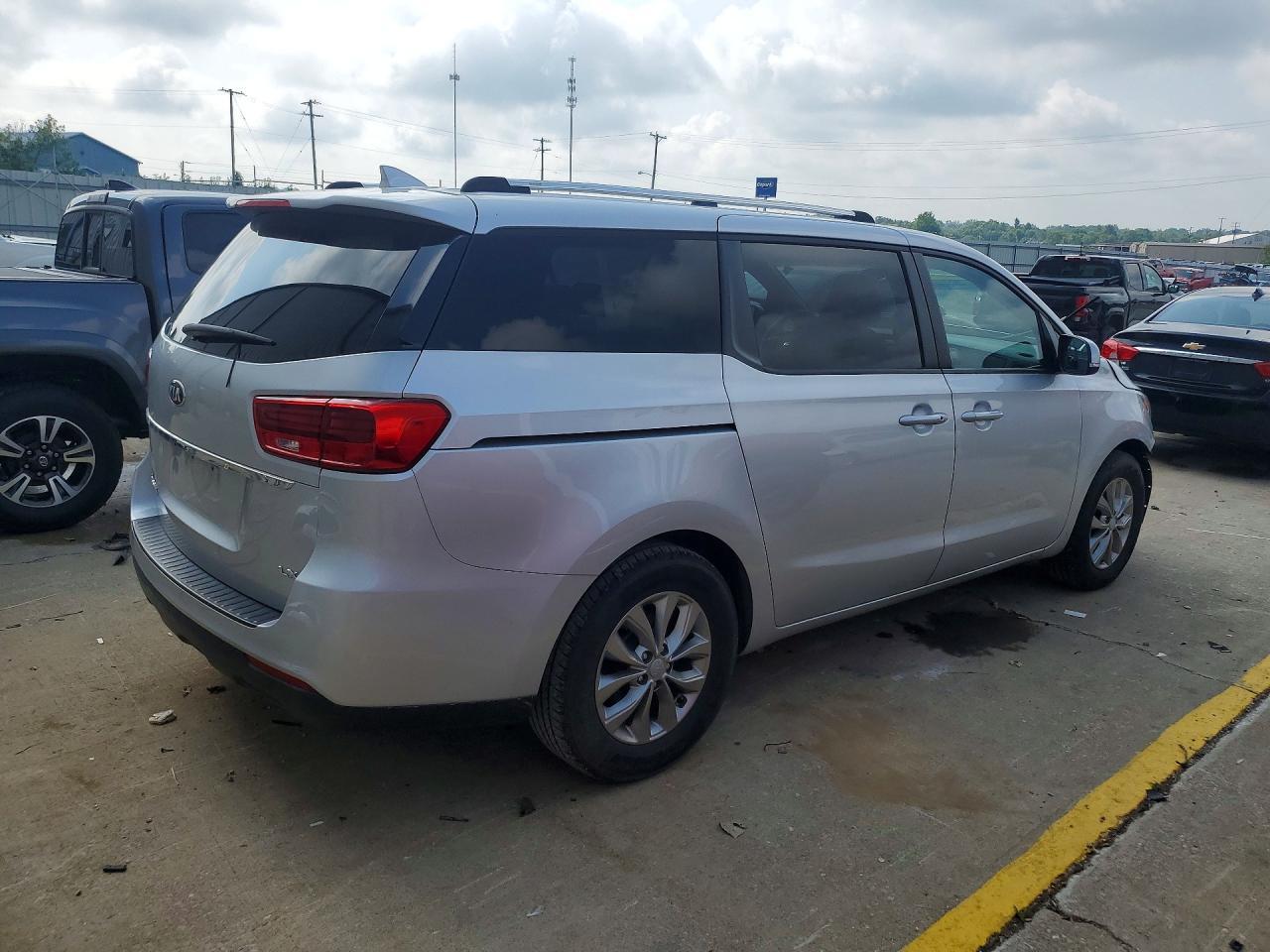 2021 Kia Sedona Lx - Image 3