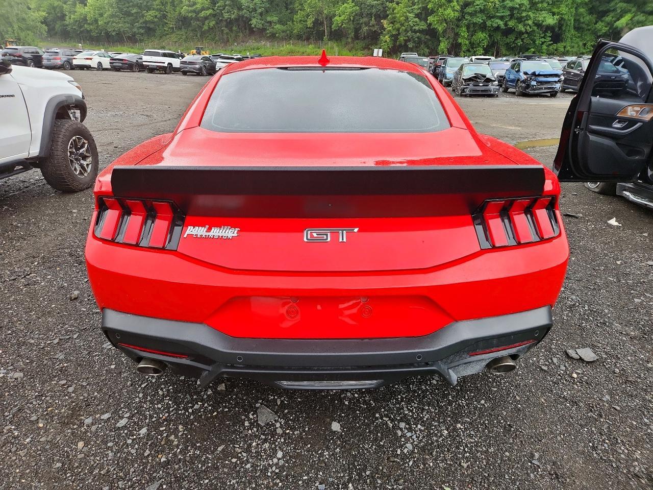2024 Ford Mustang Gt - Фото 6