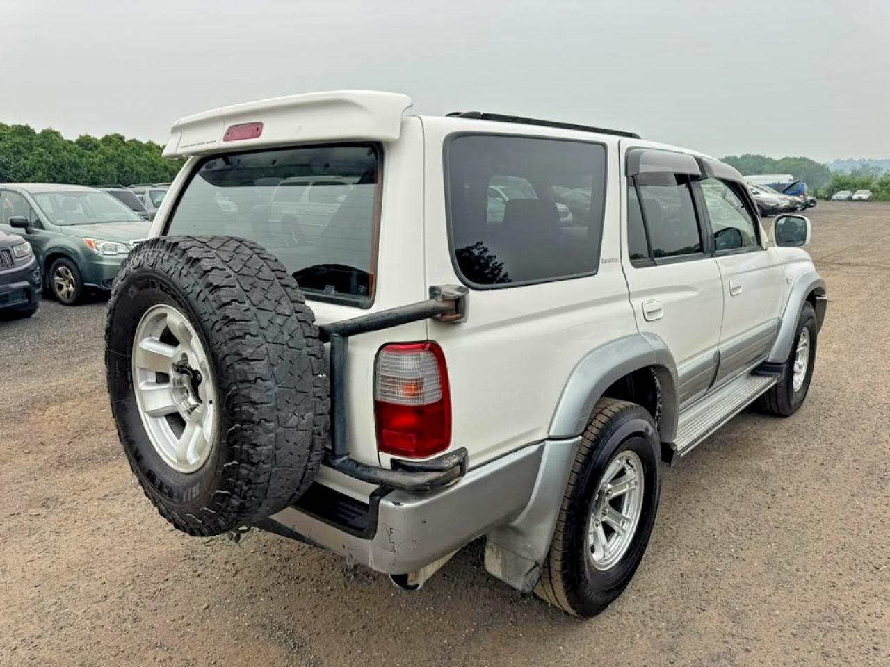 1998 Toyota Hilux Limited - Image 3