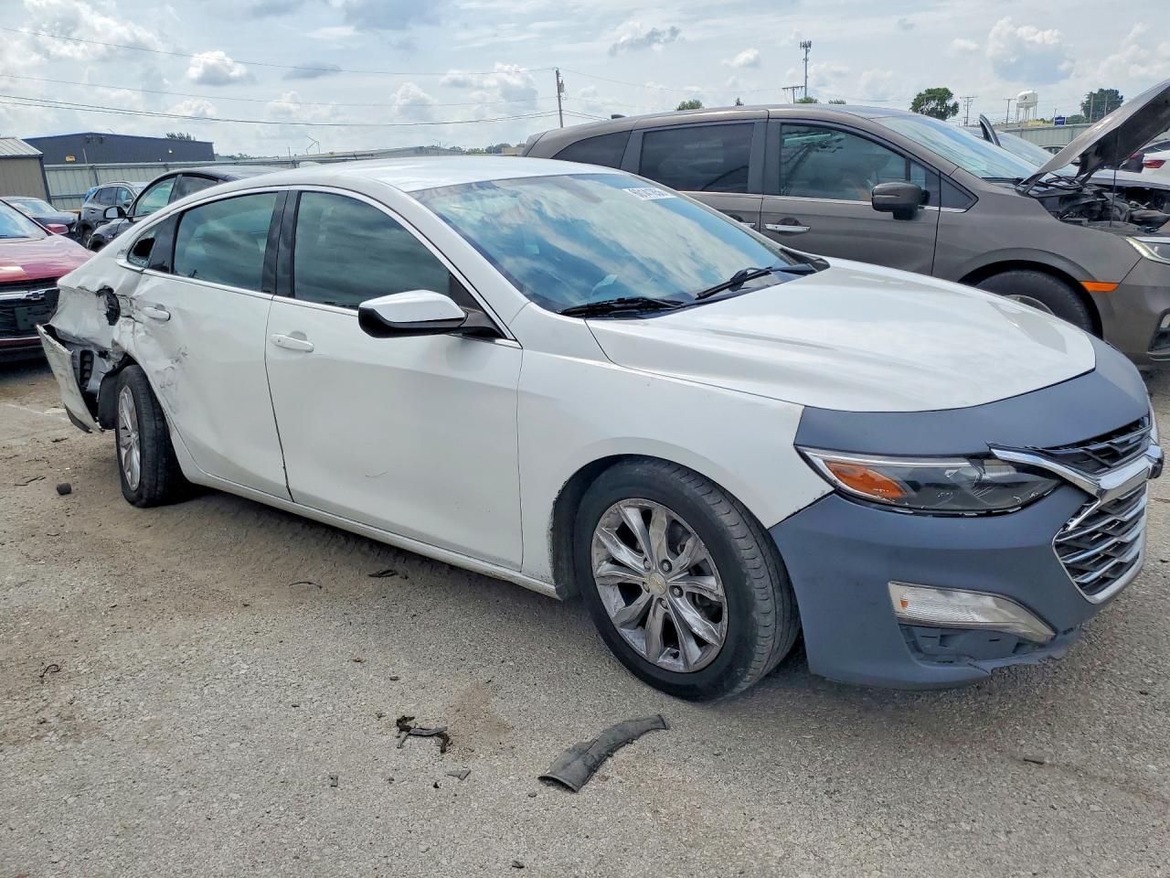 2022 Chevrolet Malibu Lt - Фото 4