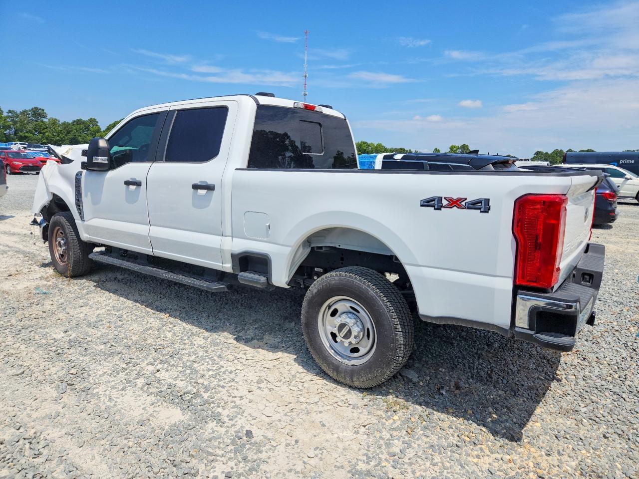 2025 Ford F250 Super Duty - Image 2