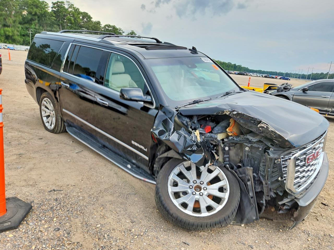 2018 GMC Yukon Xl Denali - Фото 4