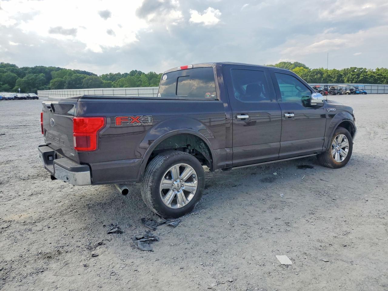 2020 Ford F150 Lariat - Image 3