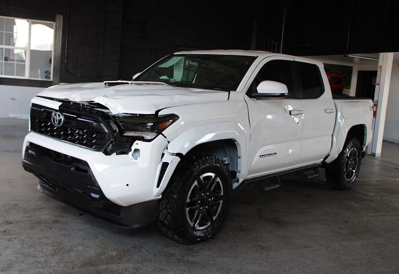 2025 Toyota Tacoma Trd Sport - Image 2