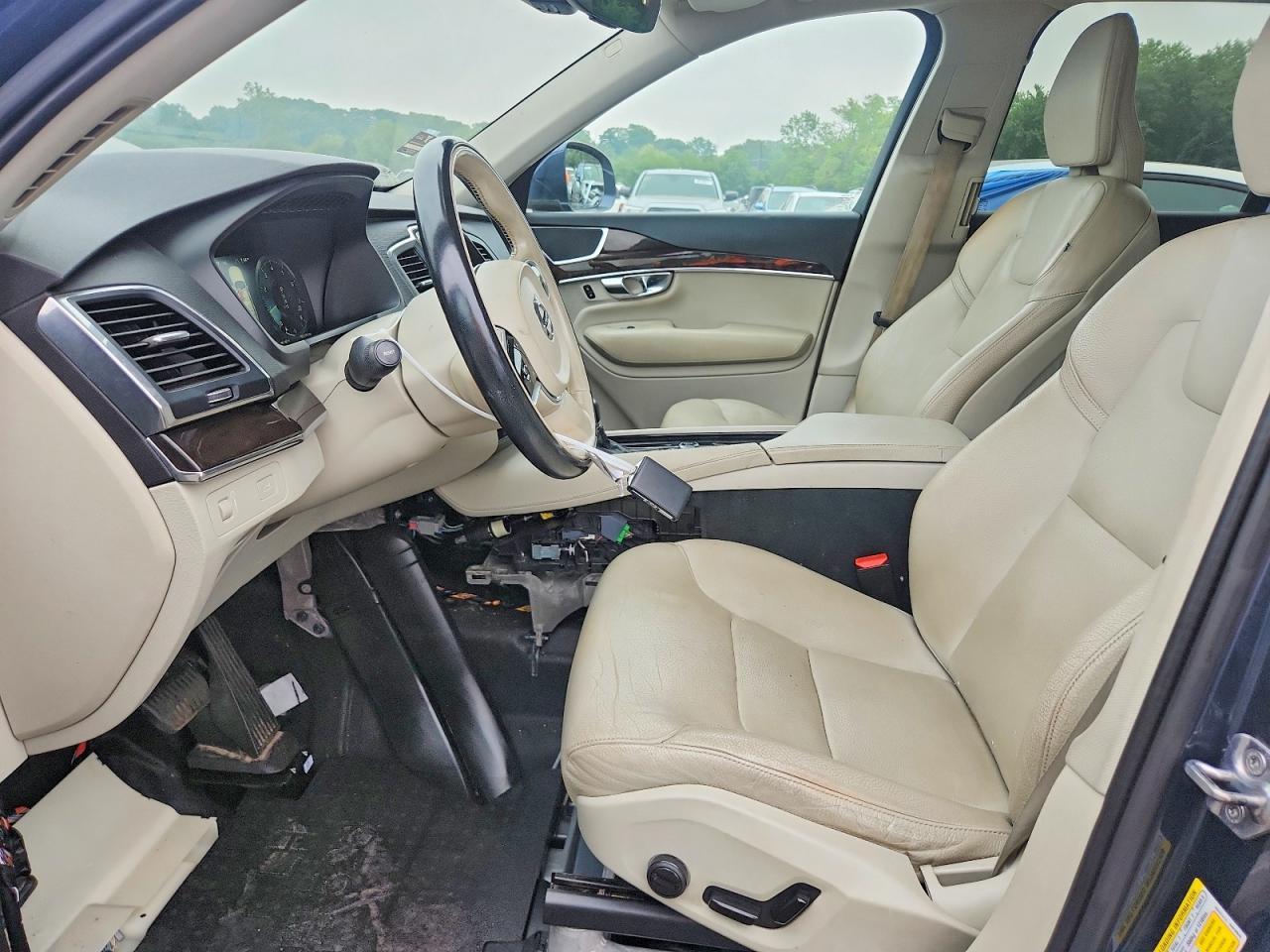 2019 Volvo Xc90 T6 Momentum - Image 7