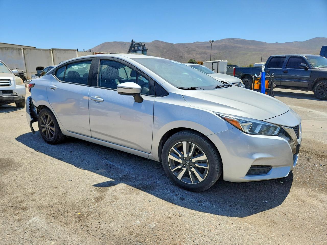 2021 Nissan Versa Sv - Фото 4