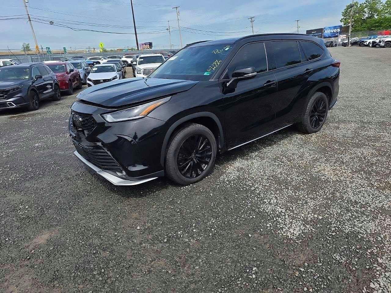 2024 Toyota Highlander Xse