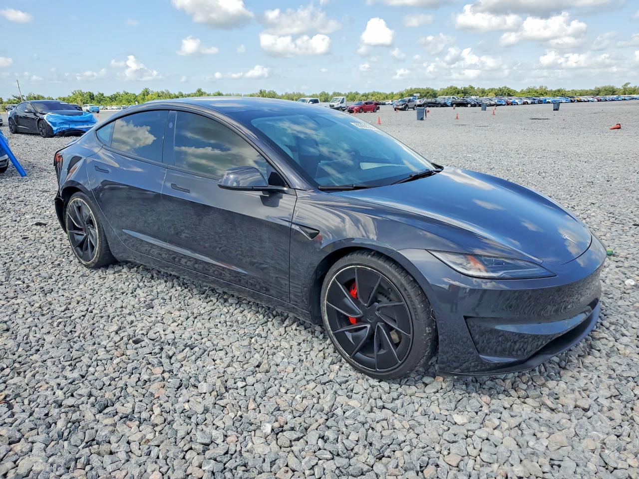 2024 Tesla Model 3 - Image 4