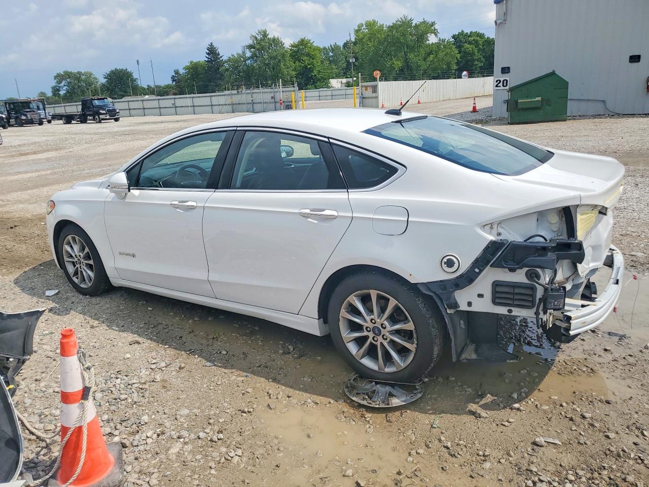 2017 Ford Fusion Se Hybrid - Image 2